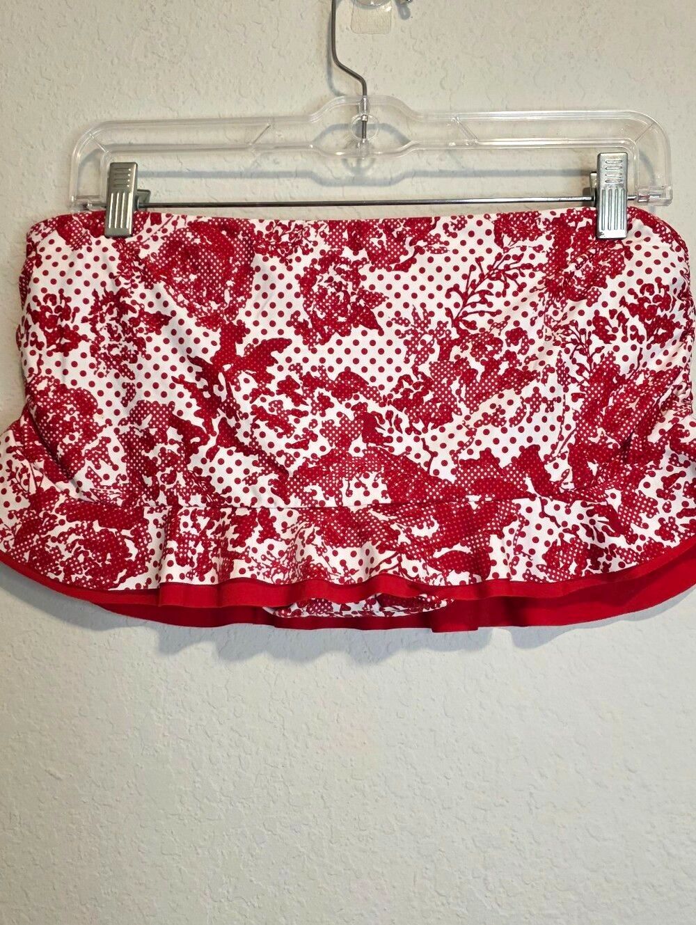 NWT Becca Ruffle Skirted Bikini Bottom Red Beach Resort Cruise Swim Large